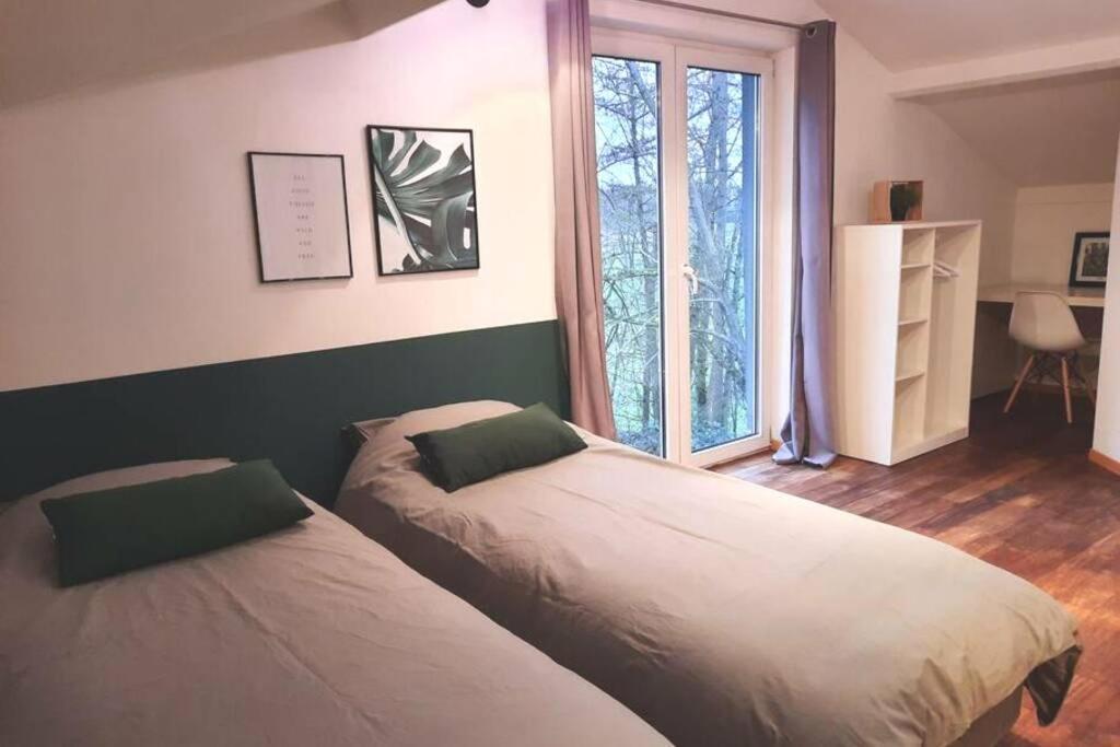 La pinède - Charmante maison de village Hotton Esterno foto